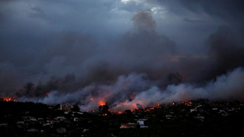 Les Incendies Méditerranéens : Des Tragédies Visibles Depuis les Étoiles